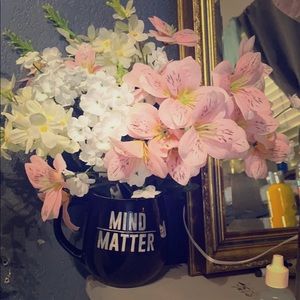 Coffee cup flowers
